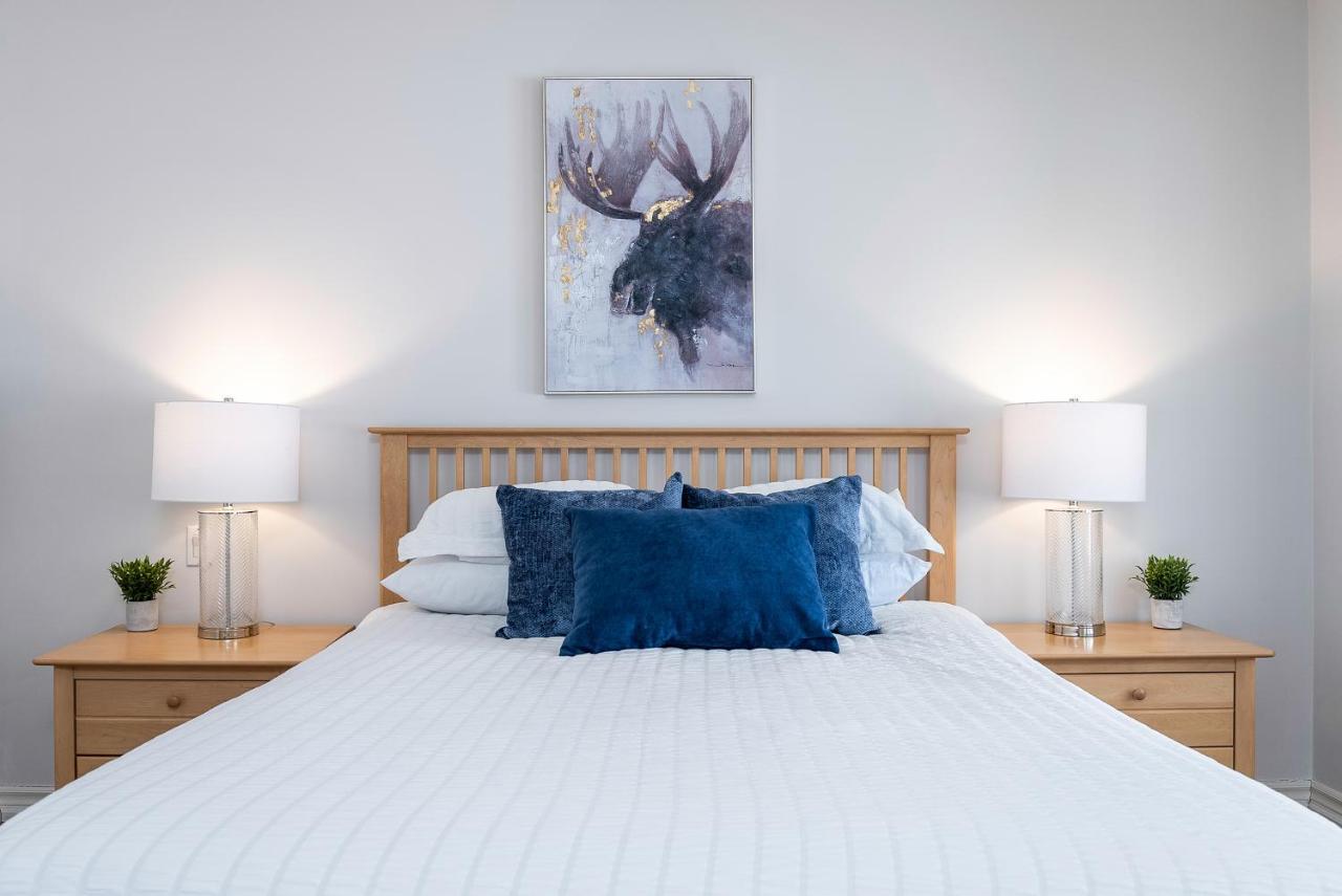 Luxurious Blue Mountain 3br & 3bth Walk-in To Village *